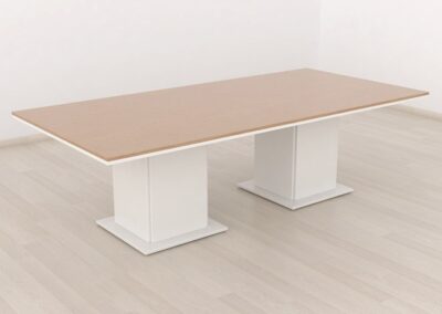 Mesas diseñadas por Soler Design
