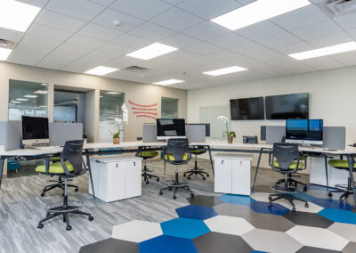 Diseño de interiores, tanto oficina como hogar