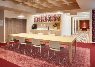 Diseño de interiores, tanto oficina como hogar