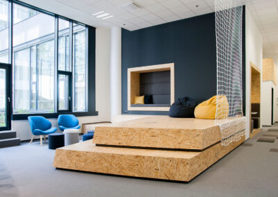 Diseño de interiores, tanto oficina como hogar