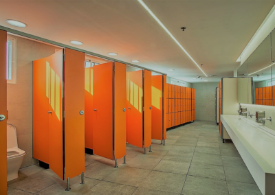 Cabinas fenólicas naranjas