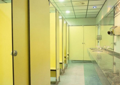 Cabinas fenólicas verde pistacho